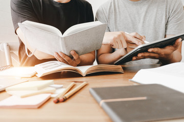 微基金，微基金企业蚂蚁的绿色logo