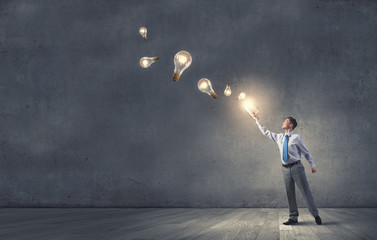 微基金,微基金企业蚂蚁的绿色logo